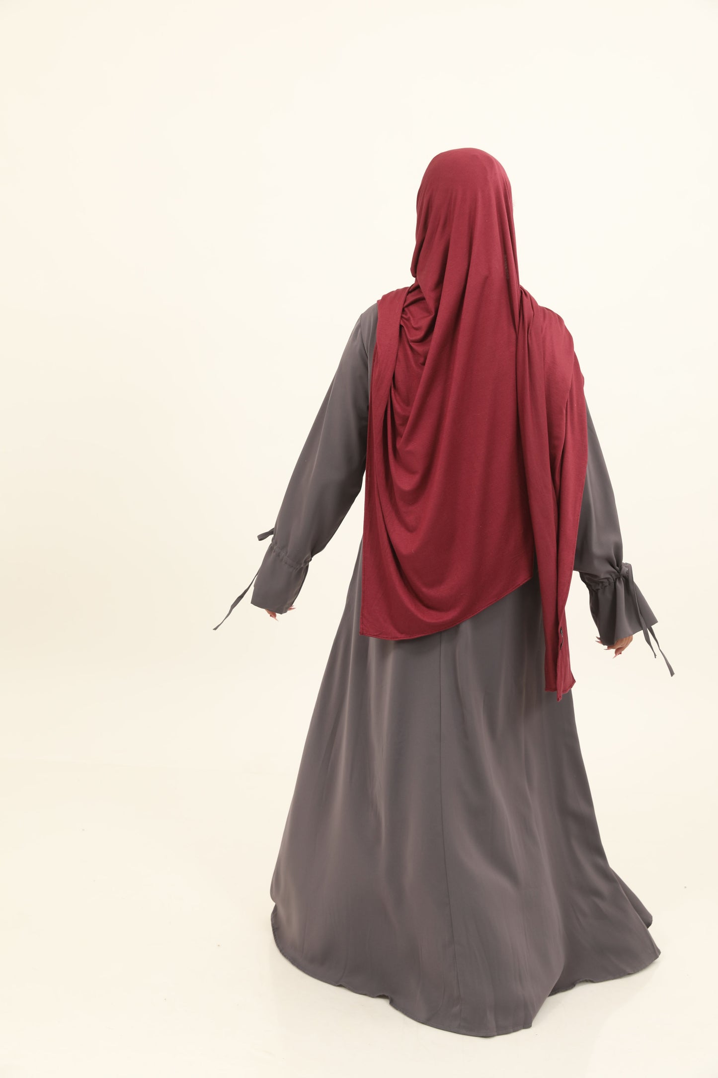 Mira Abaya